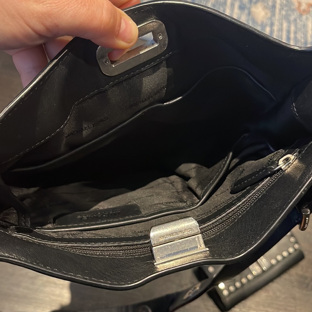 Micheal kors bag and wallet - Picture 9 of 9